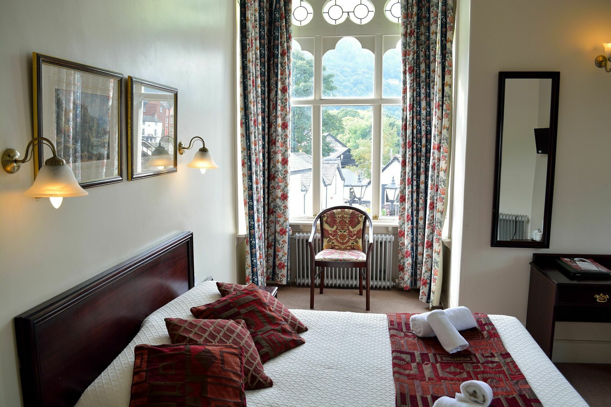 The Royal Hotel Llangollen Εξωτερικό φωτογραφία